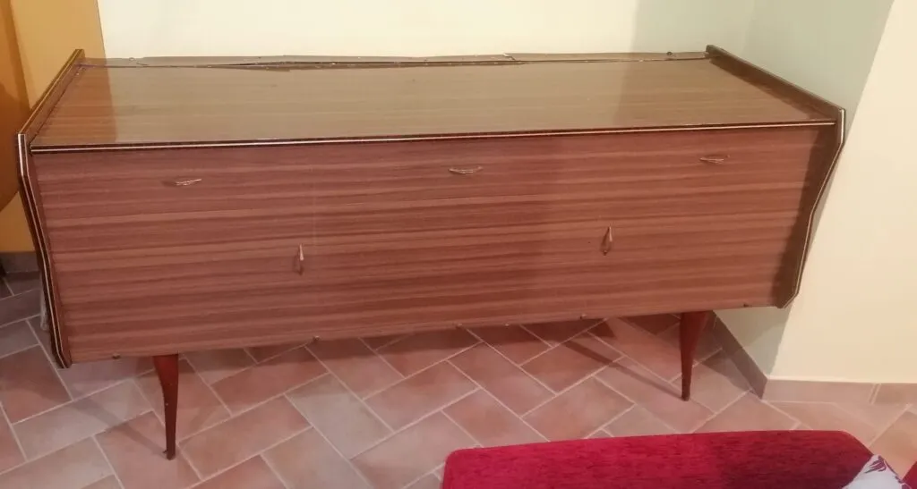 prima era triste avventure di restyling
