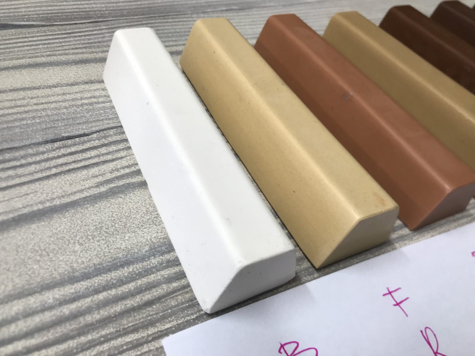 G Decor - Cera di paraffina in rame attorcigliata, non profumata, grande, magrissima e brillante, per cena, ideale per matrimoni e Natale, confezione da 10