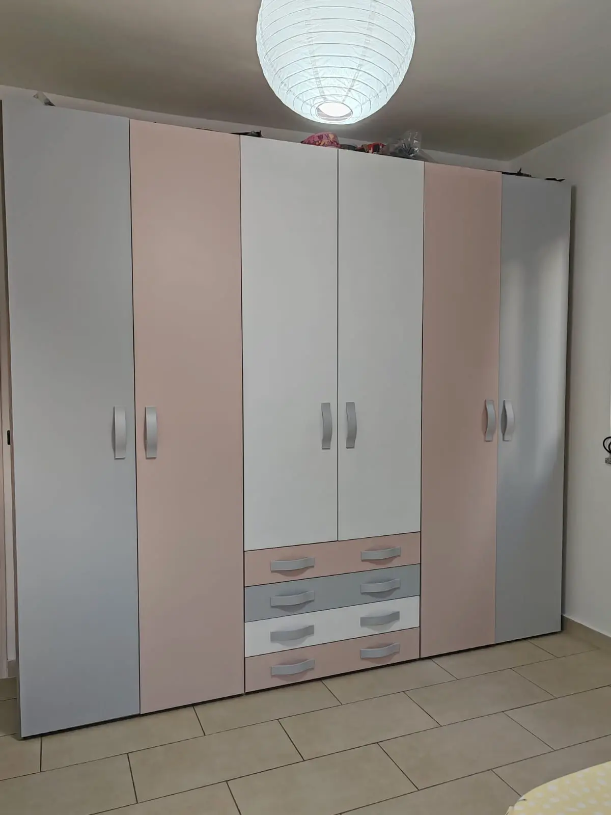 Esempio di Relooking: Armadio a Doppia Anta dopo il relooking con vernice MUSA