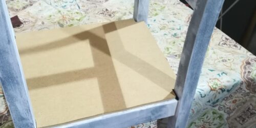 Come cambiare colore ad una sedia in legno